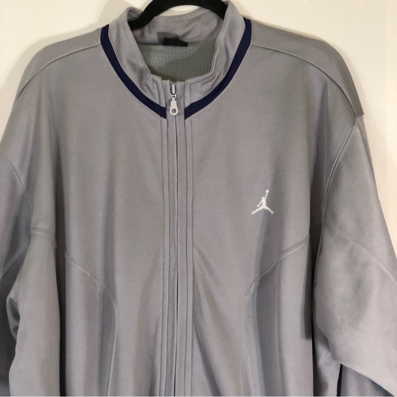 Nike Air Jordan Heather Gray Jacket - Picture 5 of 16